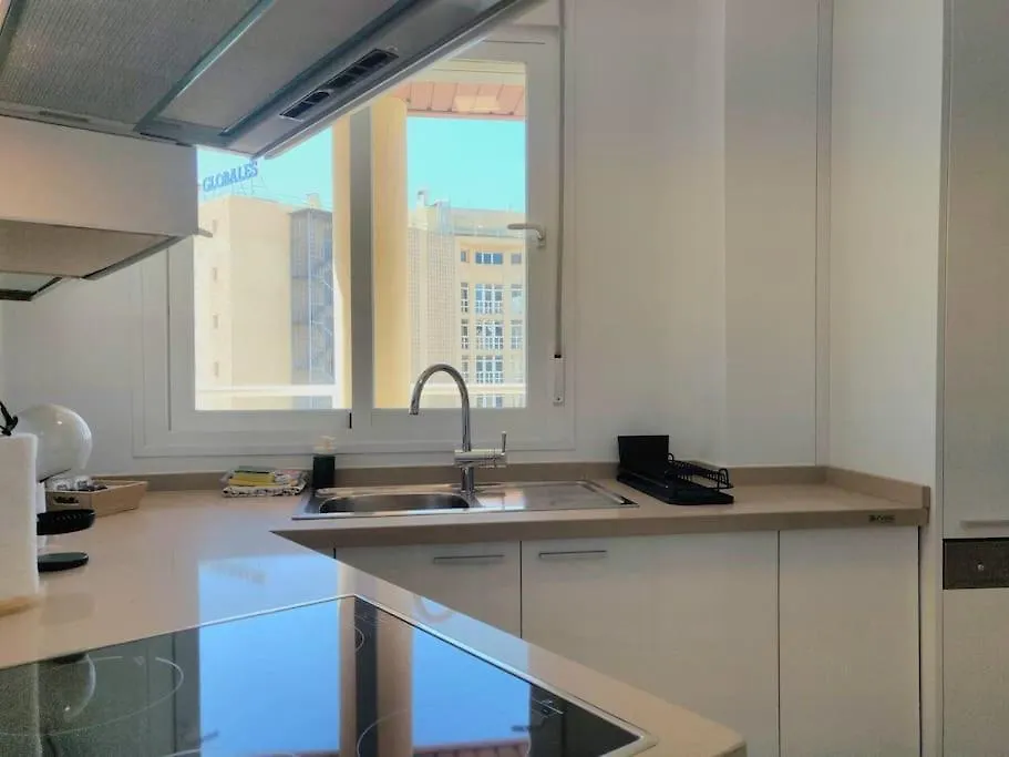 Apartamento Moderno Con Vistas Al Mar, Piscina & Parking Fuengirola