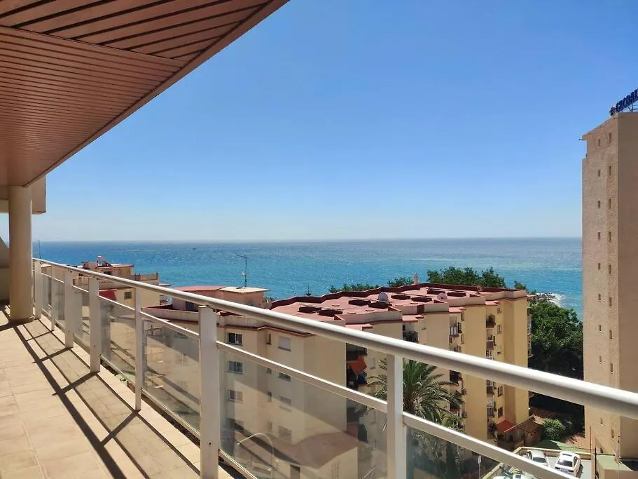 Apartamento Moderno Con Vistas Al Mar, Piscina & Parking Fuengirola