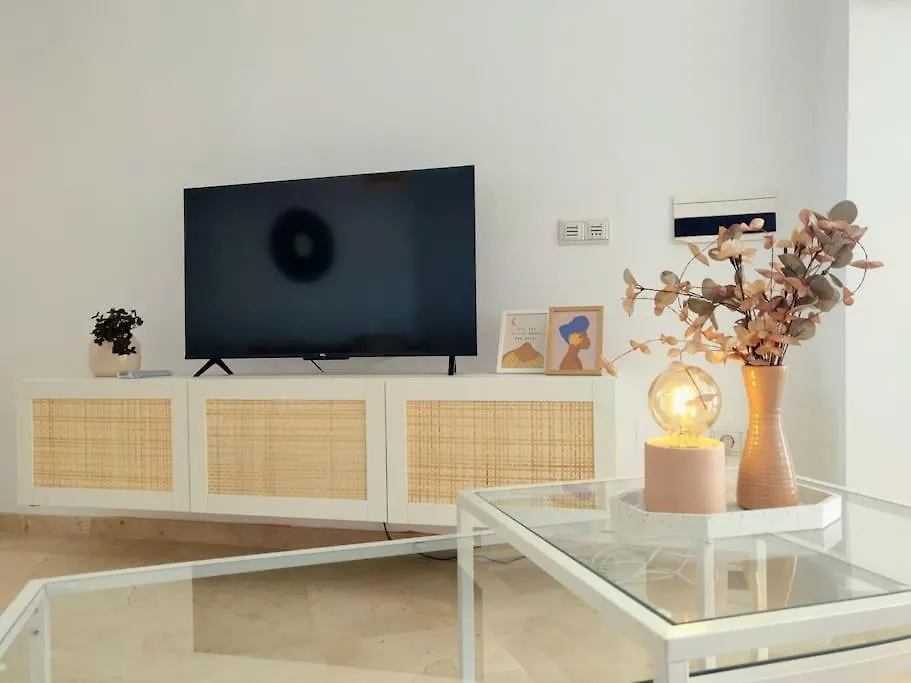 Apartamento Moderno Con Vistas Al Mar, Piscina & Parking Fuengirola Appartement